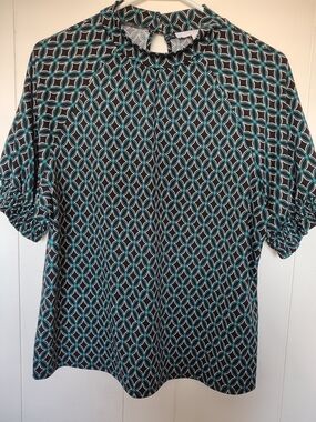 Ivy Ridge Geometric Print Blouse in Black, Teal and White Size L.